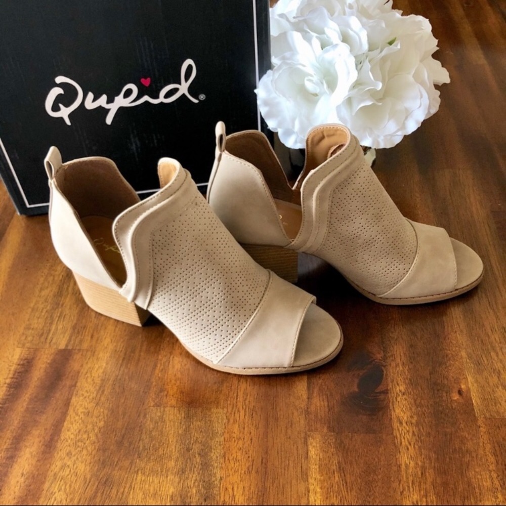 NEW Qupid | peep toe booties taupe - Picture 3 of 8